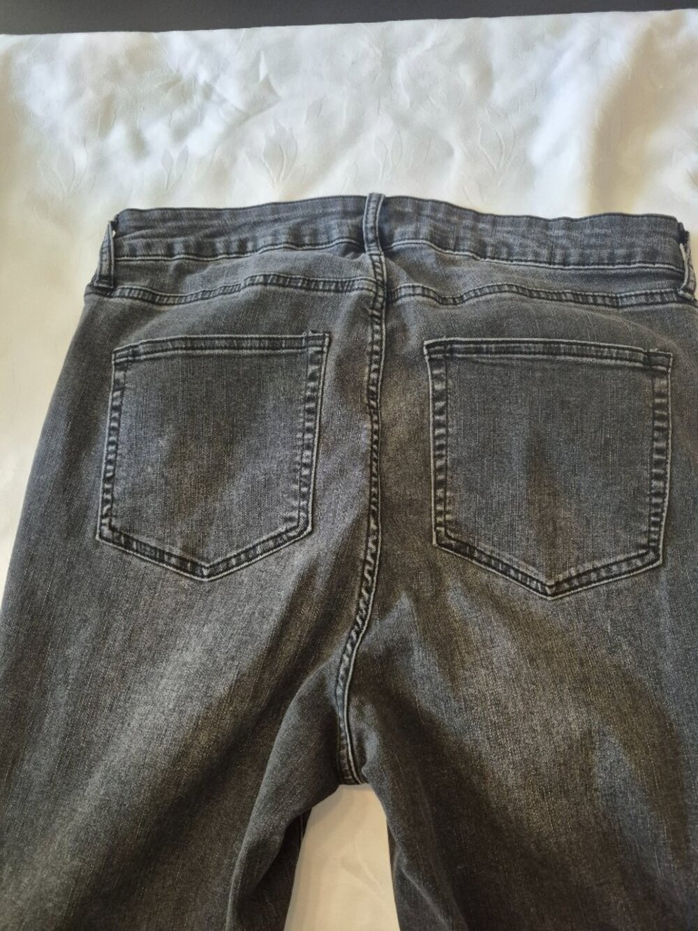 Cropped Jeans - Picture 4 of 9